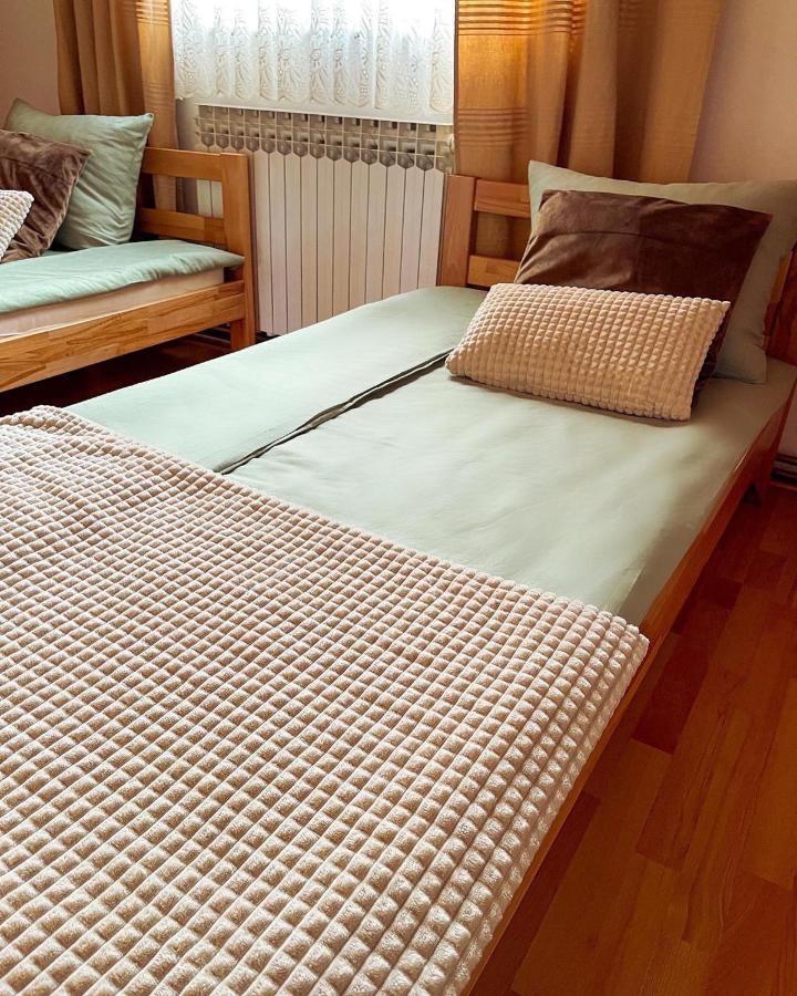 Adella Apartment